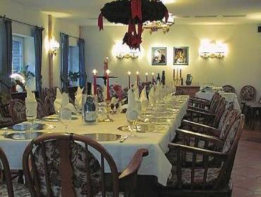 Hotel & Restaurant Bei Hoelzchen Ганновер Экстерьер фото